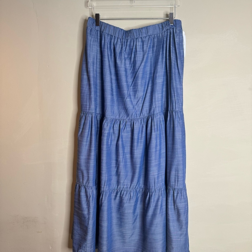 Lane Bryant Tiered Maxi Skirt 100% rayon - Picture 3 of 8